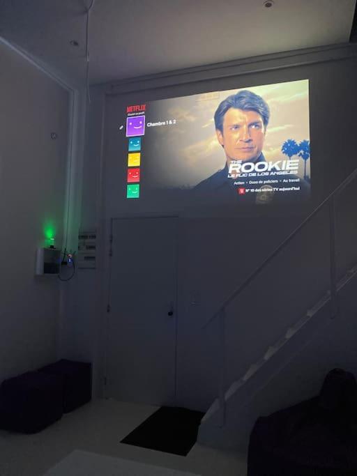 Appartement Capsule Espace-jacuzzi-cinema-nintendo Switch